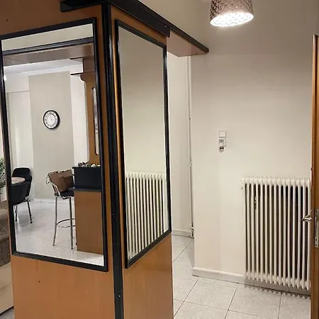 όμορφο διαμέρισμα στο κέντρο της πόλης! Serres